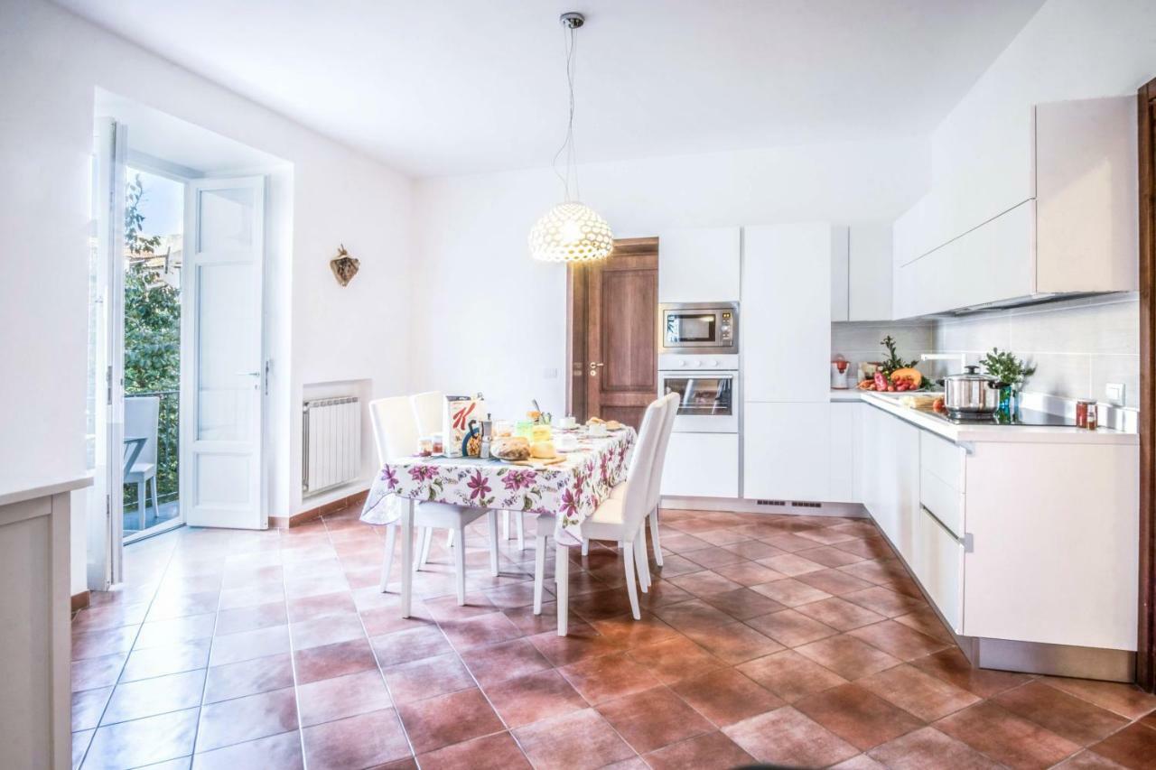 Amore Rentals - Maison Palazzo Correale Сорренто Экстерьер фото